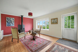 Sitting room- click for photo gallery